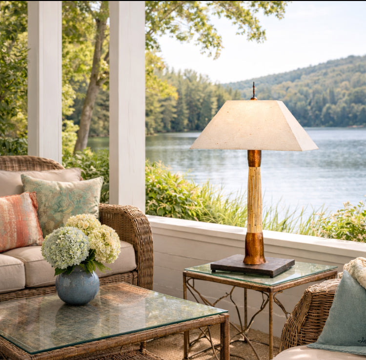 Breeze Lamp — Natural Thatch (26”)